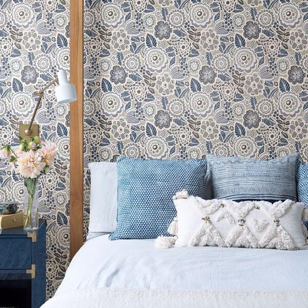 Lucy Grey Floral Wallpaper