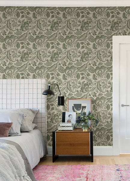 Culver Moss Jacobean Wallpaper