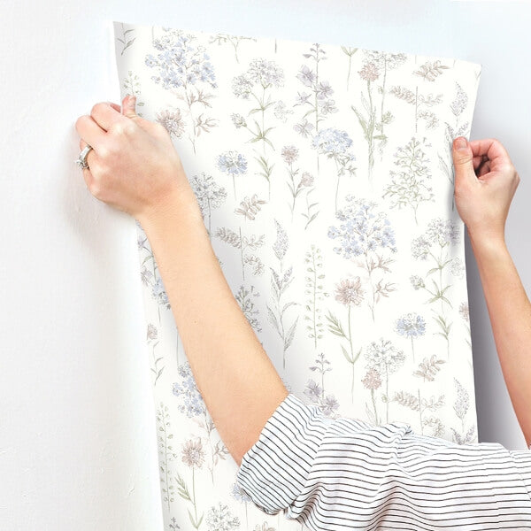 Bergamot Lavender Wildflower Wallpaper