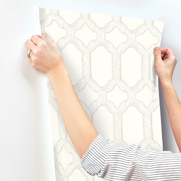 Chervil White Trellis Wallpaper