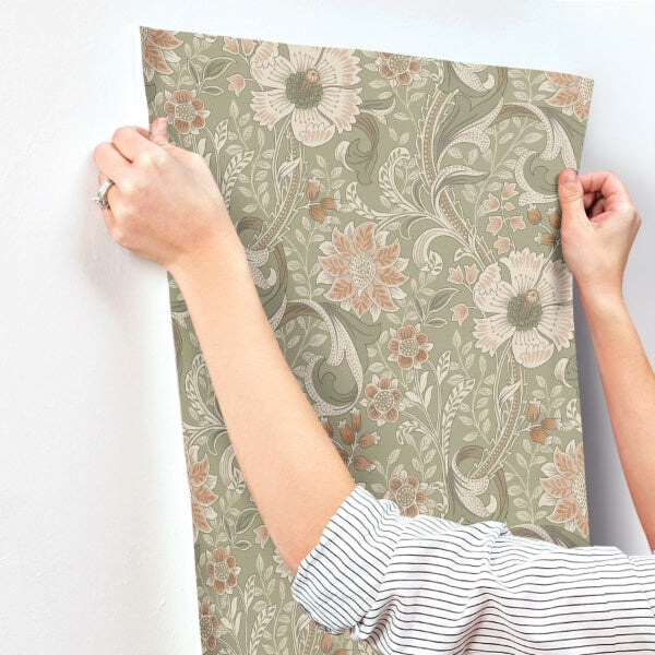 Liora Green Floral Trail Wallpaper