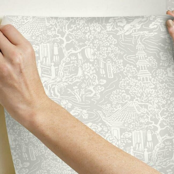 Chinoiserie Grey Wallpaper