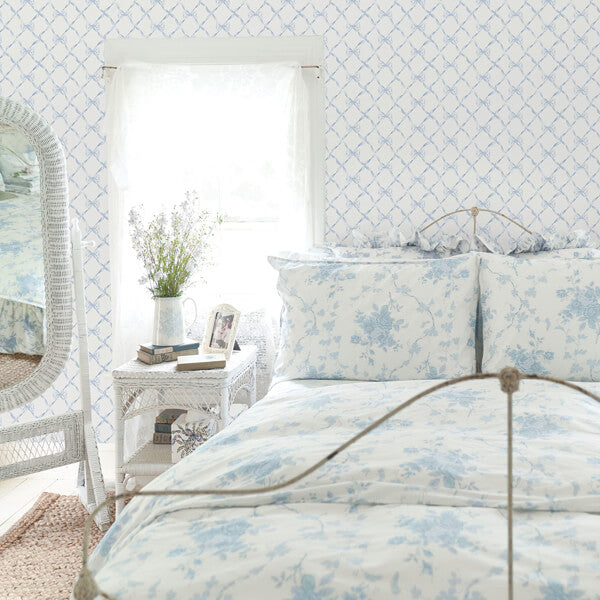 Baby Bow Blue Bella Ribbon Ribbon Trellis Wallpaper