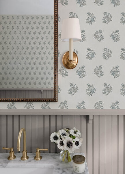 Overbrook Sage Bouquet Toss Wallpaper