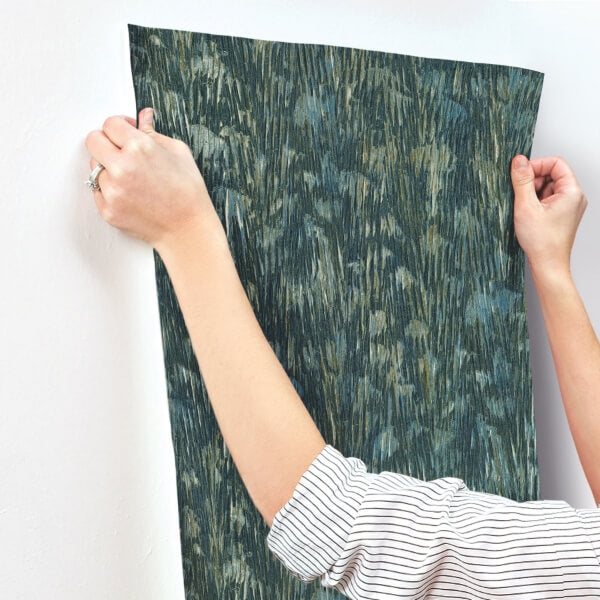 Gilded Plume Teal Wallpaper