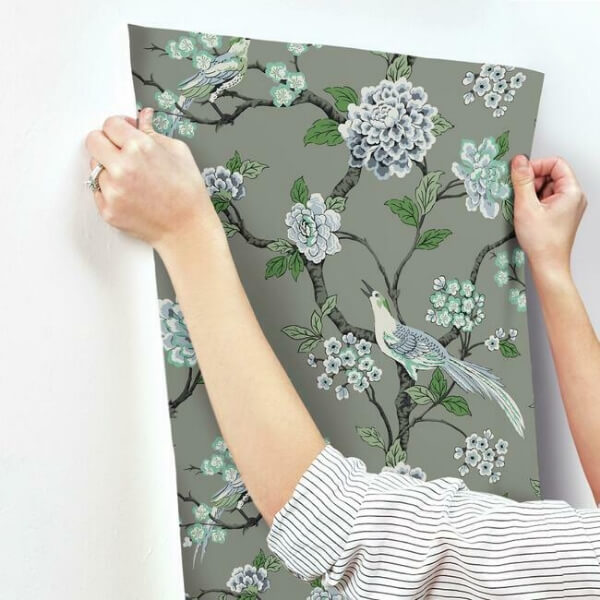 Fanciful Grey Wallpaper