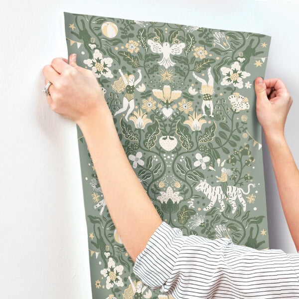 Cirkus Sea Green Wallpaper