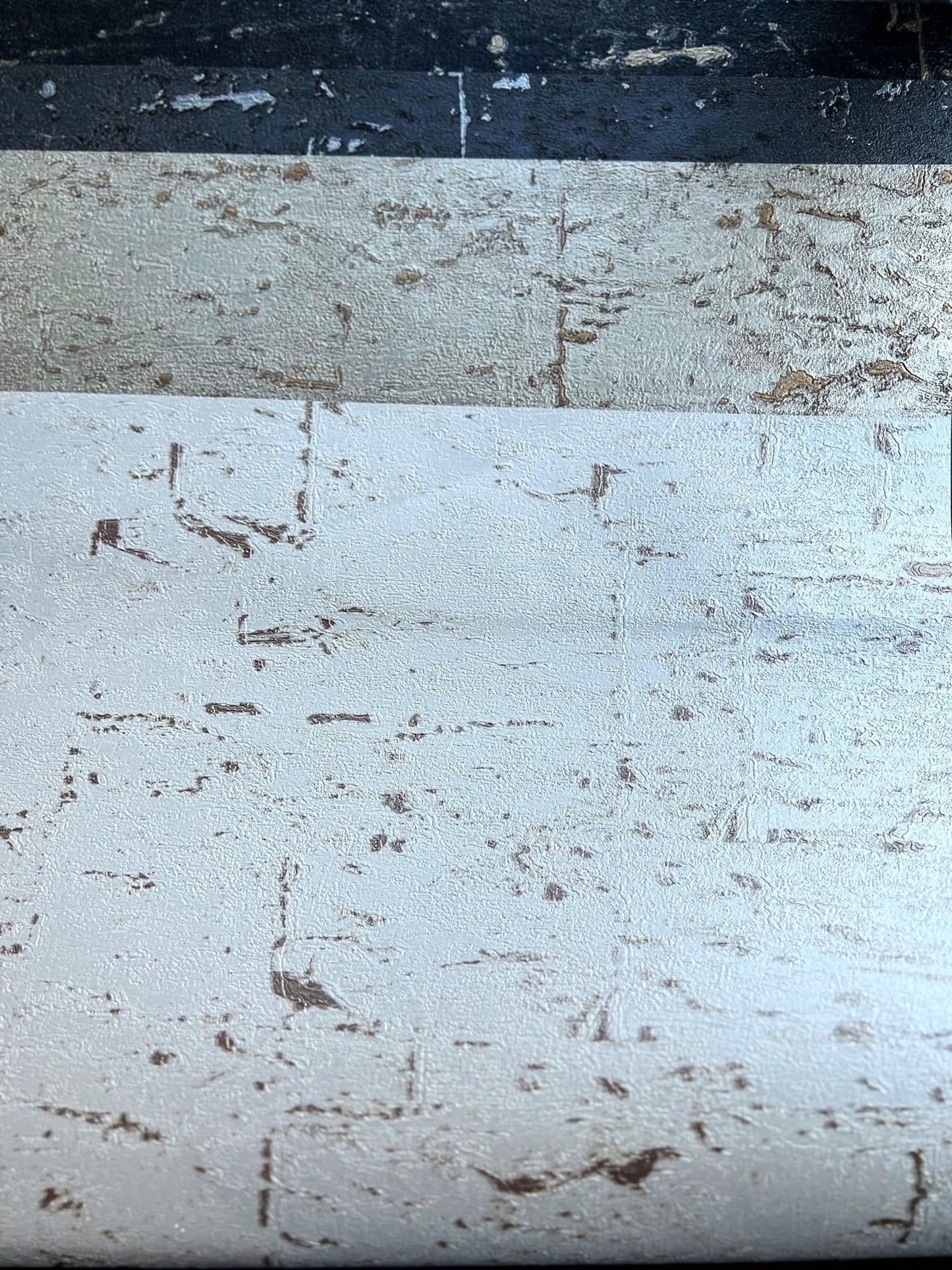 Black and Gold Elegance Wallpaper