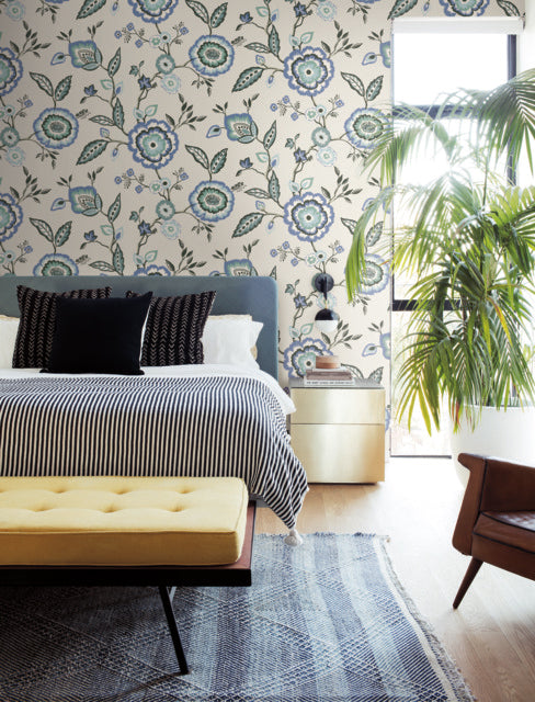 Blue/White/OffWhite Dahlia Blooms Dove/Cornflower Wallpaper