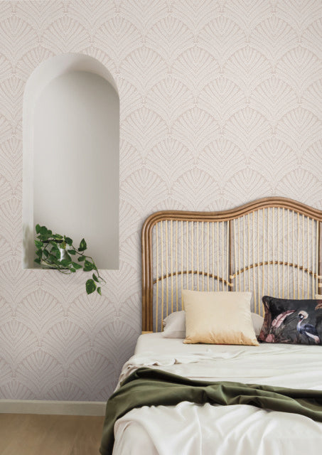 Light Pink/Cream Beachcomber Wallpaper