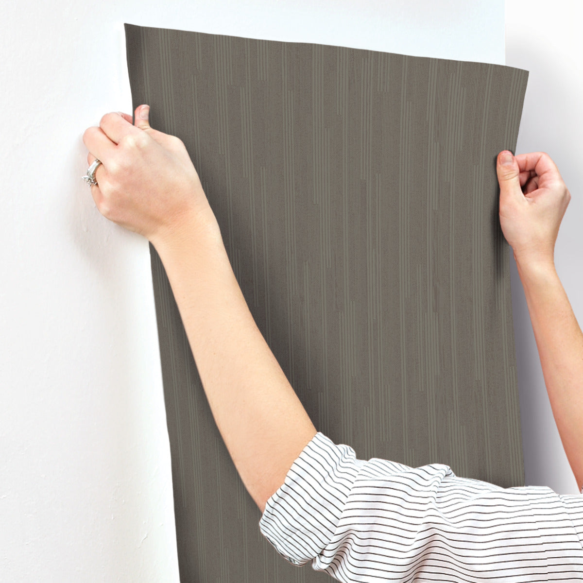 Charcoal Vertical Plumb Wallpaper