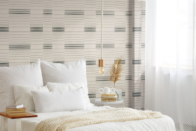 Black/Beige Dashing Stripe Wallpaper