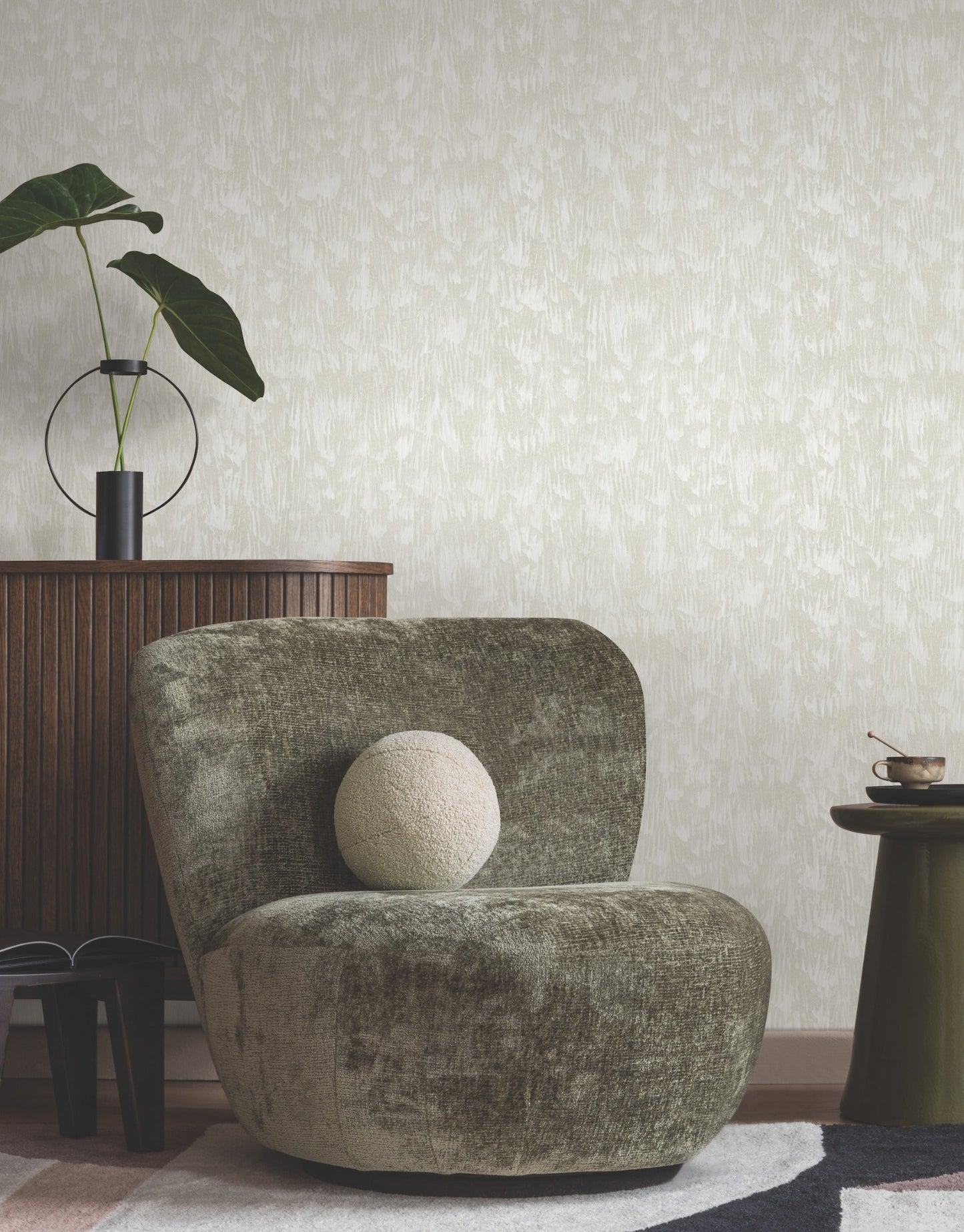 Gilded Plume Wallpaper- Light Cream