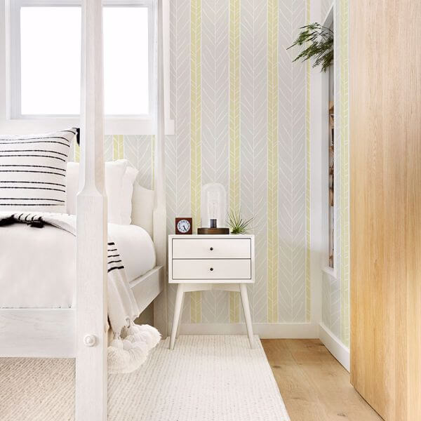 Lottie Yellow Stripe Wallpaper
