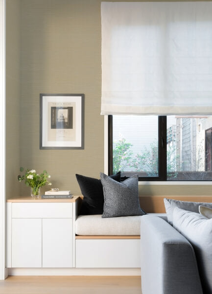 Sakiya Neutral Grasscloth Wallpaper