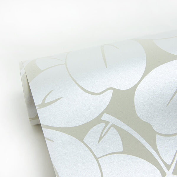 Robert Off White Clover Wallpaper