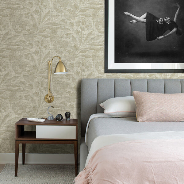 Lei Gold Leaf Wallpaper