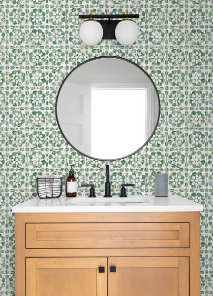 Izeda Green Floral Tile Wallpaper
