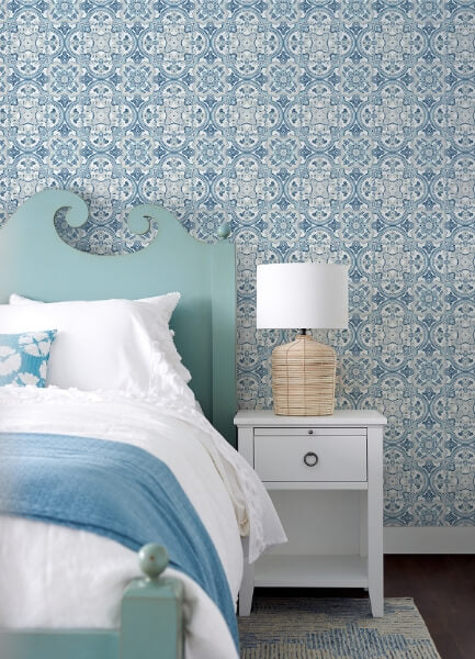Concord Blue Medallion Wallpaper