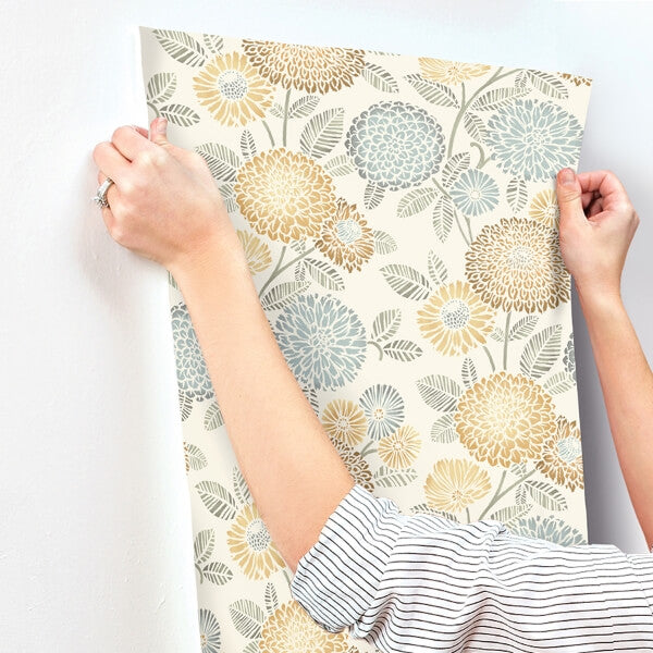 Zalipie Apricot Floral Trail Wallpaper