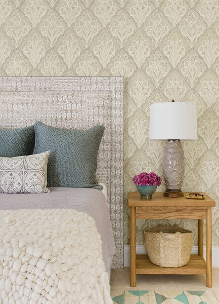 Mimir Dove Quilted Damask Wallpaper