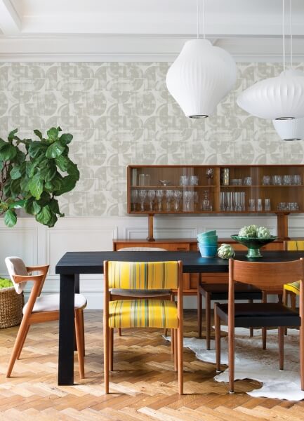 Giulietta Light Grey Painterly Geometric Wallpaper