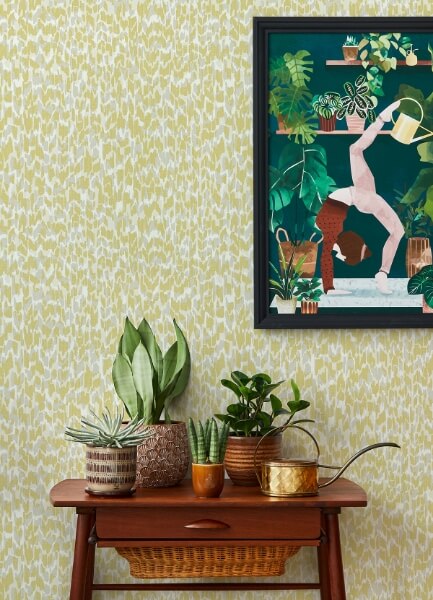 Flavia Yellow Animal Print Wallpaper