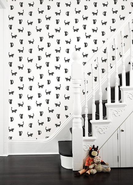 Delia Black Kitty Wallpaper