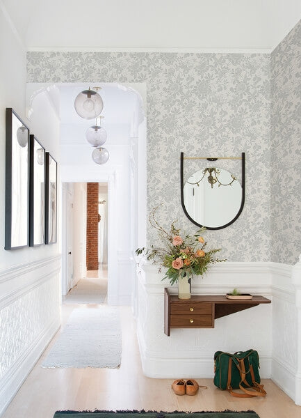 Helen Light Grey Floral Trail Wallpaper