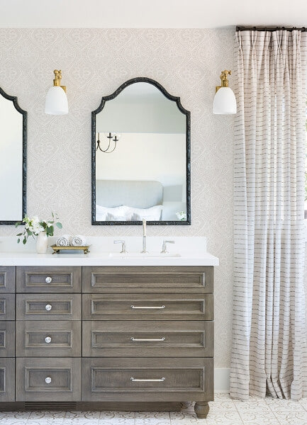 Scout Lavender Floral Ogee Wallpaper