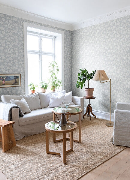 Lizette Light Blue Charming Floral Wallpaper