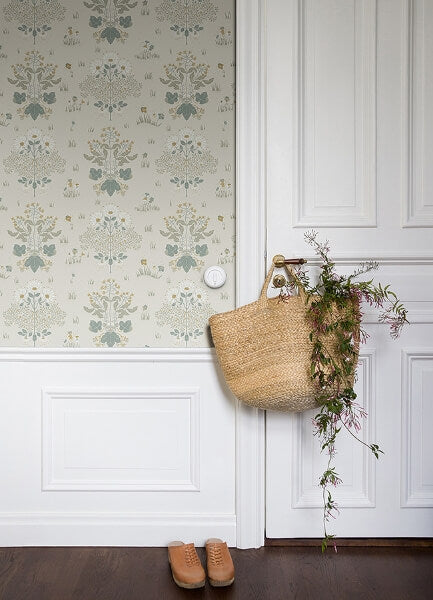 Elda Light Blue Delicate Daisies Wallpaper