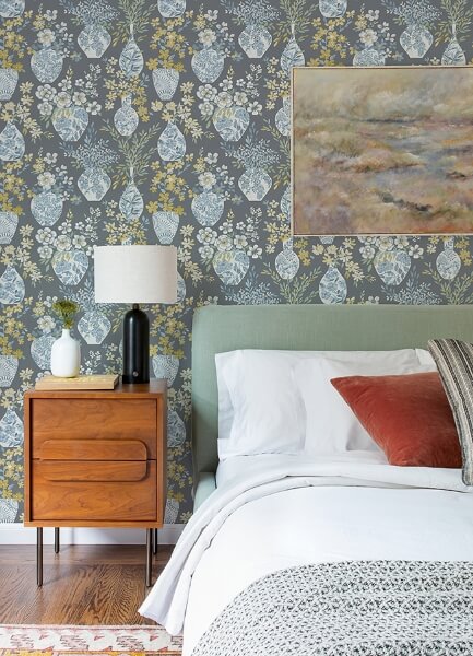Harper Grey Floral Vase Wallpaper