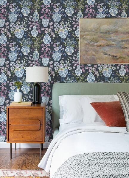 Harper Charcoal Floral Vase Wallpaper