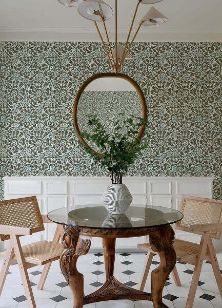 Divine Green Abstract Medallion Wallpaper