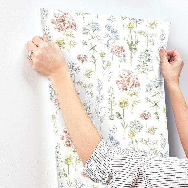 Bergamot Multicolor Wildflower Wallpaper