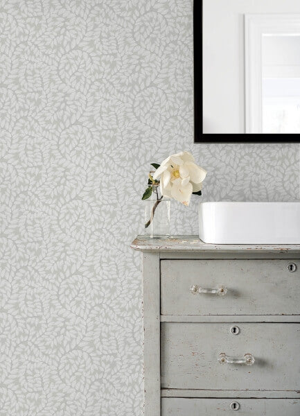Lindlöv Grey Leafy Vines Wallpaper