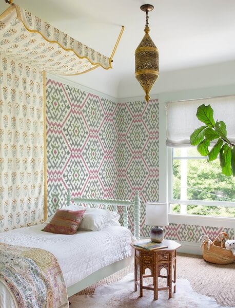 Solola Fuchsia Ikat Wallpaper
