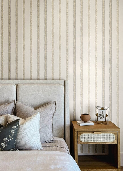 Mandevilla Honey Vine Stripe Wallpaper