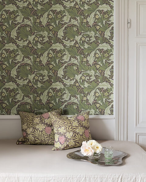Granville Plum Leafy Vine Wallpaper