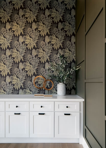 Alocasia Neutral Tropical Foliage Wallpaper