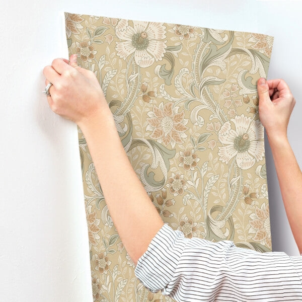 Liora Butter Floral Trail Wallpaper