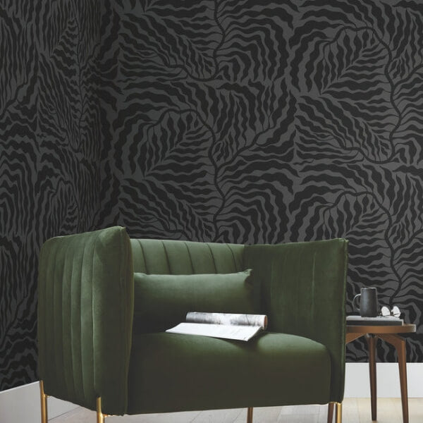 Fern Fronds Black Wallpaper