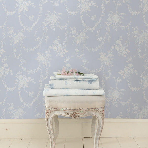 Chandelier Gates Blue Gemstone Floral Drape Wallpaper