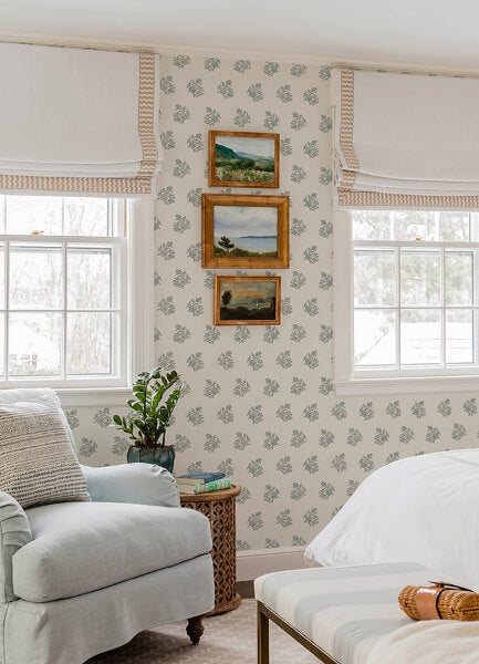 Overbrook Sage Bouquet Toss Wallpaper