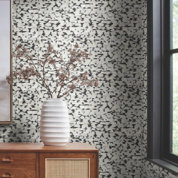 Capiz Offering Black & White Wallpaper