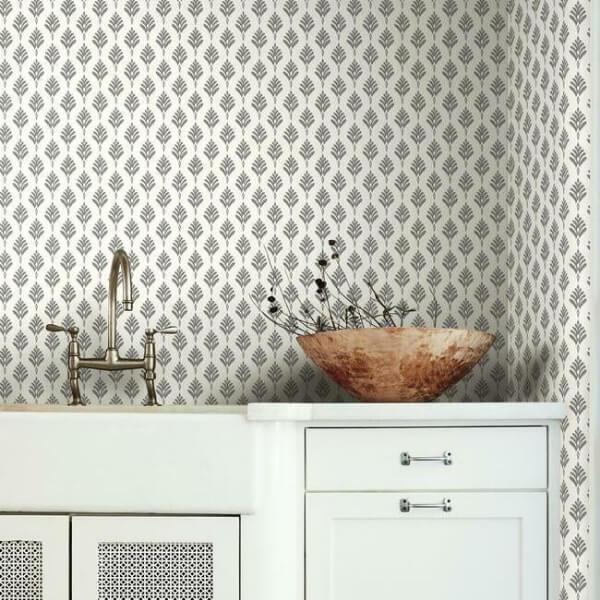 French Scallop Grey Wallpaper