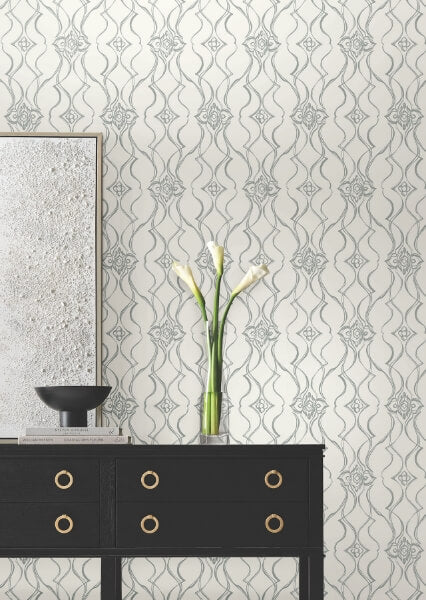 Pirouette White & Silver Wallpaper