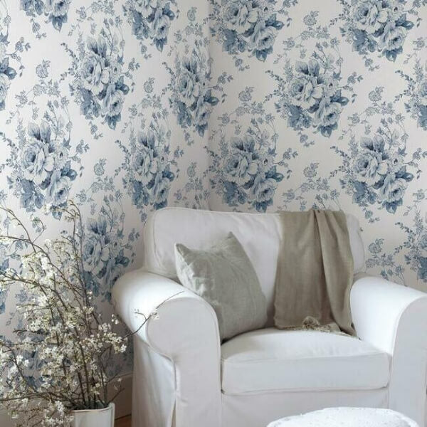 Heritage Rose Navy & White Wallpaper
