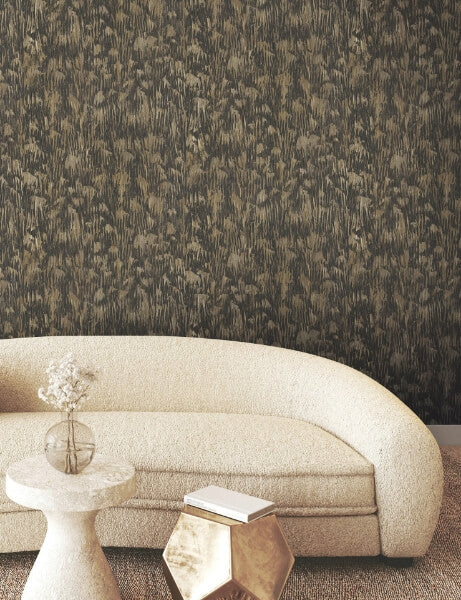 Gilded Plume Black Wallpaper